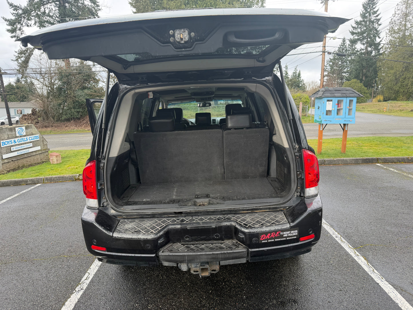 2010 Nissan Armada SE